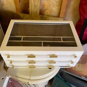 Kendra scott large jewelry box